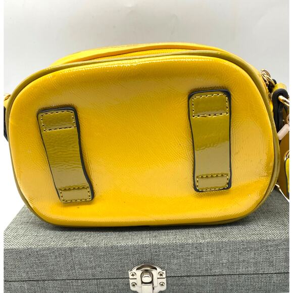 Mellow World Vegan Cross body Yellow Chartreuse  Strap‎ Trim NWT Gold hardware - Picture 2 of 8